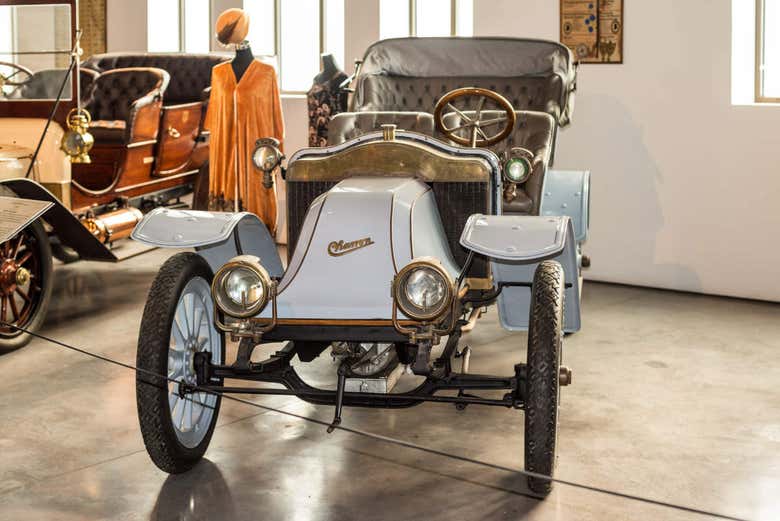 Coches del Museo del Automóvil y la Moda