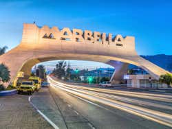 Arco de entrada a Marbella