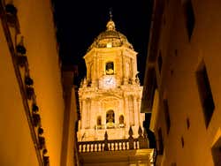 Catedral al anochecer